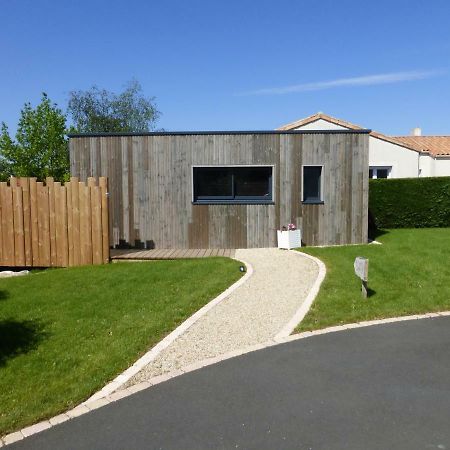 La Cabane Du Bonheur Les Herbiers Exterior foto