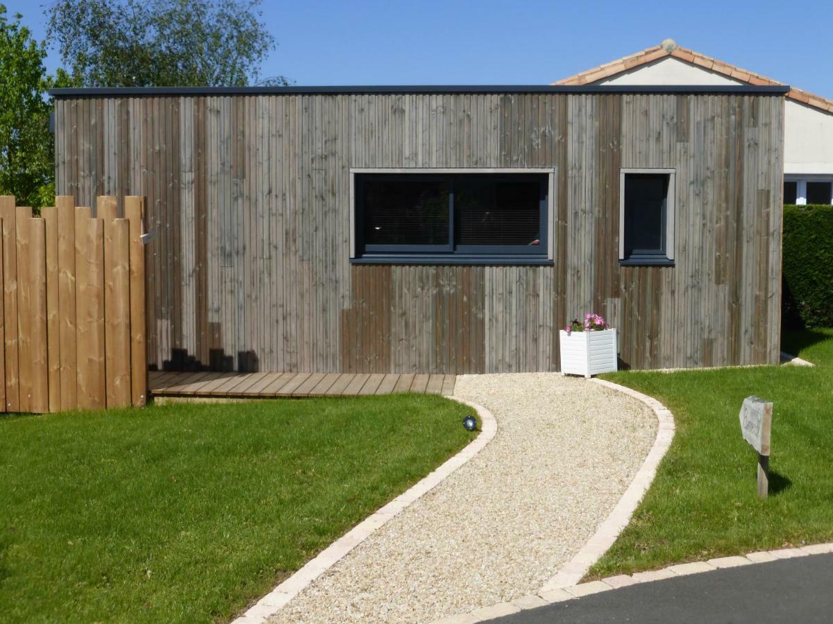 La Cabane Du Bonheur Les Herbiers Exterior foto